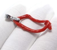 Pendentif en argent sterling 925, branche de corail rouge italien, pendentif bâton de corail de la mer Méditerranée, corail rouge naturel, taille 35 × 16 mm