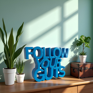 Décoration de table esthétique et motivante « Follow Your Guts » pour la maison, le bureau ou la salle d'étude, peinte en bleu - Product Image 2