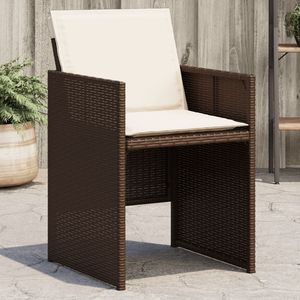 Chaise de patio pliable en polyrotin marron de taille moyenne, mobilier d'extérieur pratique - Product Image 1
