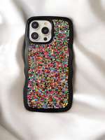 Coque de téléphone brodée en acier inoxydable avec perles de verre faites à la main, modèle Cœur Rouge Lettre I Dorée, Artisanat Sami, Amour Coloré