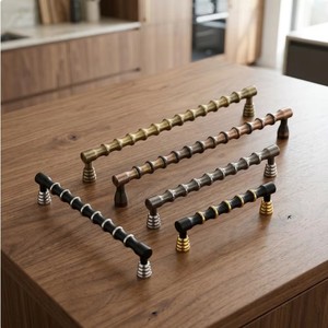 Tirador de latón moderno de alta resistencia para cajones y armarios de cocina con soluciones personalizadas - Product Image 3
