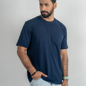 T-shirt noir à manches courtes et col rond pour homme, coupe classique, décontracté, en jersey 100 % coton, couleur unie, style tricoté, fabriqué au Bangladesh - Product Image 3