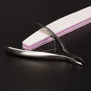 Coupe-ongles professionnel de qualité salon avec poignée antidérapante, outil en acier inoxydable durable pour les soins des ongles des doigts et des orteils - Product Image 3