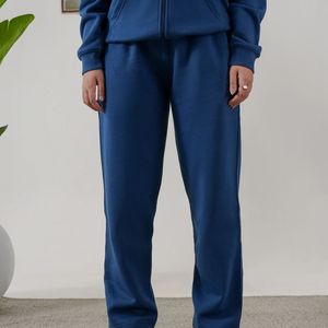 Custom Unisex Hooded Solid Tracksuit Set with Crewneck Sweatshirt and Sweatpants OEM Wholesale - Product Image 4