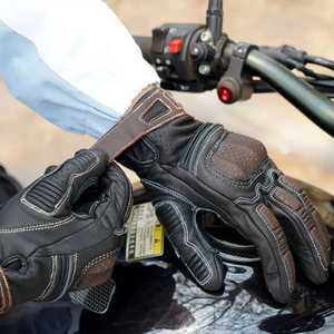 Gants de moto LONG MISSION INDUSTRY respirants en cuir perforé doublés de fourrure écologiques noirs et marron compatibles écran tactile sportifs - Product Image 5