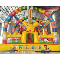 Château Gonflable en PVC en Gros, Garantie 12 Mois, Marque Viet Nam Thuy Linh, Idéal pour le Jeu, Installation Facile, Sécurité et Divertissement
