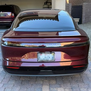 Grandes Économies sur le Véhicule Électrique de Luxe Lucid Air Sapphire : Construction de Haute Qualité, Voyage Confortable et Caractéristiques Premium - Product Image 3