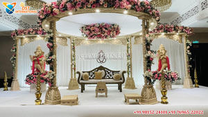 Mandap de mariage indien à thème ouvert créatif Mandap de mariage Maharani de luxe Décoration de mandap de mariage Look chic Installation de mandap en bois d'intérieur - Product Image 2