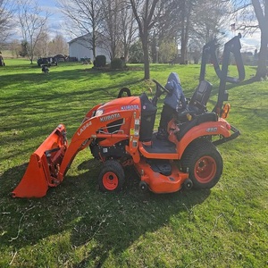 Nouveau tracteur Kubota BX1880 4x4, mini équipement agricole, moteur diesel puissant, machine agricole de haute précision - Product Image 5