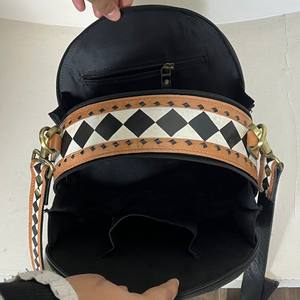 Sac à bandoulière rond en cuir véritable fait main par le fabricant avec motif à carreaux, sac à main de créateur pour femme - Product Image 6