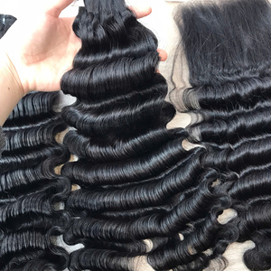 Extensions de cheveux crus de luxe vietnamiens à vagues profondes noires soyeuses Type de tissage de cheveux pour les perruques avant en dentelle pour femmes - Product Image 5