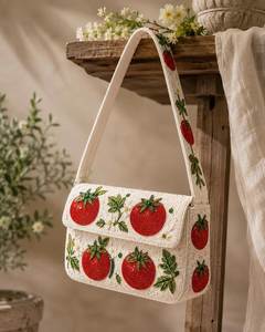 Bolso de mano con cuentas y bordado de rosas rosas de lujo, superventas, para mujer, ideal para fiestas de boda, bolso de hombro o bandolera. - Product Image 5