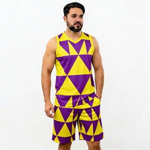 Conjunto de camiseta sin mangas y pantalones cortos con estampado geométrico para hombre, cuello en V, de secado rápido, tejido de poliéster, estilo deportivo, para verano. - Product Image 1