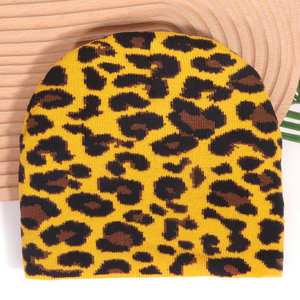 หมวกบีนนี่ลายเสือดาว สไตล์สตรีทแฟชั่นเท่ๆ สำหรับฤดูหนาว ถักนิตติ้ง อุ่นสบาย ใส่ได้สองด้าน  แบบยูนิเซ็กซ์  รับสกรีนโลโก้ตามสั่ง - Product Image 4