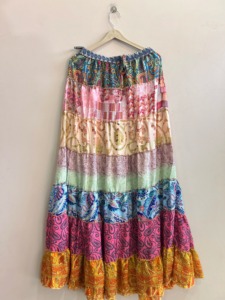 Jupe longue bohème patchwork pour femme, taille élastique, volants, longueur ras du sol, en mousseline d'été, coupe trapèze imprimée - Product Image 5