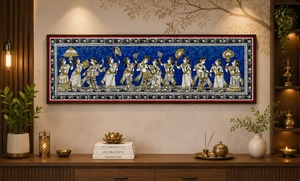 Obra de arte tradicional india Pattachitra, hecha a mano, con la imagen del Señor Krishna en la procesión real, para colgar en la pared de la sala de estar. - Product Image 3