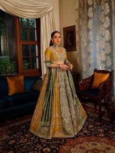 Robe traditionnelle indienne pakistanaise en soie pour femmes, Lehenga Choli, longueur au sol, vert jaune, brodée, coupe ample - Product Image 2