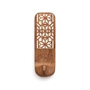 Cintres en bois de style européen haut de gamme, gravure de logo personnalisée, finition laquée de luxe, crochet chromé robuste pour costumes - Product Image 2