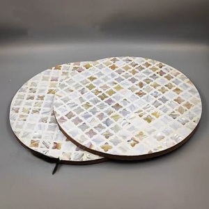 Plateau tournant Lazy Susan à double niveau de style vintage fait main et étanche pour épices, de la marque ILAHI, aux couleurs magnifiques - Product Image 2