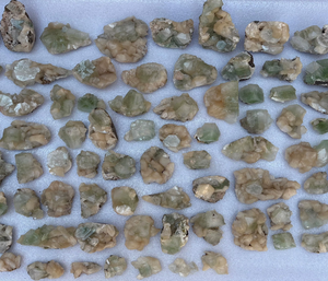 Lot de minéraux naturels Apophyllite verte avec Stilbite et Heulandite – Spécimens de cristal de qualité supérieure pour collection, exposition et cadeau décoratif - Product Image 3
