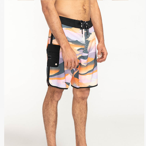 Shorts de jogging sportifs pour hommes, design personnalisé - Best-seller, imprimés par sublimation, confortables, taille élastique, séchage rapide, respirants - Product Image 3