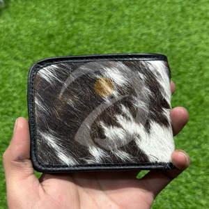 Cartera de Cuero de Vaca con Pelo, Hecha a Mano, Delgada, Bifold, Tarjetero, Ligera, de Bolsillo - Product Image 1