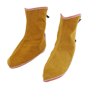 Protège-chaussures de soudeur en cuir croûte de vachette jaune de qualité supérieure, ignifuges, respirants, résistants à la transpiration, résistants à la chaleur 500-1000°C - Product Image 6
