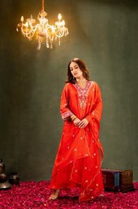 Salwar Kameez de Diseñador en Seda Georgette Pura con Piel Sintética y Bordado, Sin Arrugas, Tallas S a XXL, para Bodas y Fiestas - Product Image 6