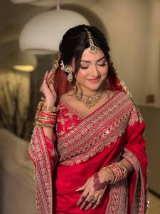 Sari de Luxe Japonais en Satin de Créateur Reglance avec Broderie à Fil Épais et Sequins, Blouse et Dupatta Inclus - Infroissable et Séchage Rapide - Product Image 6