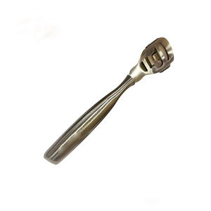 Râpes à callosités pour pédicure très demandées en acier inoxydable allemand, rasoirs à peaux mortes double face, coupe-callosités pour pieds - Product Image 2