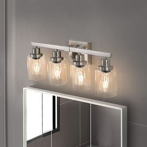 Lampada da Bagno Moderna a 4 Luci da 24 Pollici con Finitura Nichel Spazzolato e Paralumi in Vetro Trasparente per Mobili da Bagno - Product Image 4