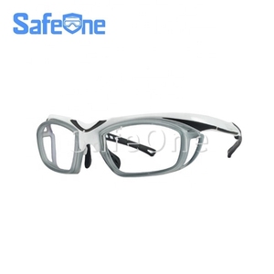 Lunettes de pickleball SafeOne J140P sans verres, protection pour la cuisine - Product Image 1