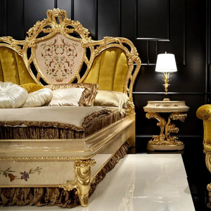 Juego de Dormitorio King Size de Lujo Estilo Francés con Diseño de Mariposa, Muebles de Dormitorio para Apartamento en Madera de Caoba Sólida con Acabado en Oro Antiguo - Product Image 3