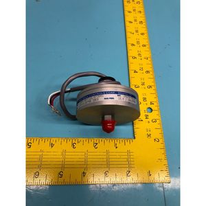 สวิตช์ Whitman Controls รุ่น L100V-3H-F12L-X-3545, 180540 - อุปกรณ์และอะไหล่เซมิคอนดักเตอร์ระดับโลกที่เชื่อถือได้ - Product Image 1