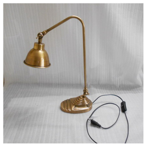 Lampe de table industrielle en laiton, lampe de bureau à projecteur réglable, lampe de travail rétro métallique pour bureau, étude, hôtel, chevet, décorative - Product Image 6