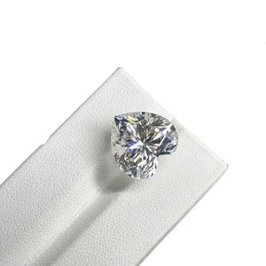 Diamante Cultivado en Laboratorio de 2 Quilates, Corte Corazón, E VVS1, Certificado IGI, CVD 3EX, Corte Excelente, Proveedor Mayorista para Compradores Internacionales de Diamantes - Product Image 1