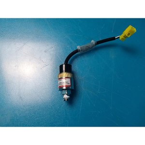 Wasco SP128-81W2A/6514-X/6688 Pressure <b>Switch</b> <b>Used</b> As Is Legacy Semiconductor Equipment Parts - Product Image 3
