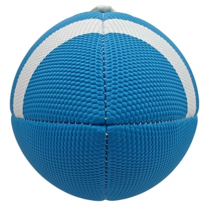 Balón de rugby profesional de cuero resistente cosido a mano, ideal para entrenamiento y partidos, con agarre duradero y personalizado. - Product Image 3