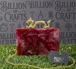 Pochette de soirée de luxe en résine colorée avec poignée dragon, design perlé et chaîne, sac à main de mariée pour mariage et soirée - Product Image 5