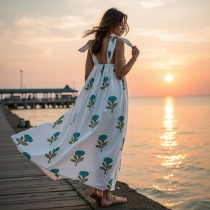 Robe longue Adya International à imprimé moderne en blocs, motif vert et bleu, tissu en coton doux et fluide, bretelles ajustables, élégante - Product Image 1