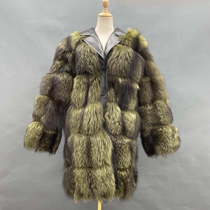 Custom Design Men Luxury Thick <b>Silver</b> Fox Fur Coat Wholesale Real Leather Colored Fur Coat - Product Image 1