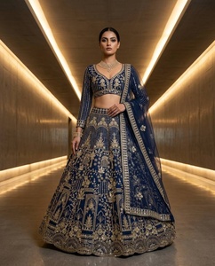Elegante Lehenga Choli Azul Marino con Bordado y Dupatta para Bodas y Fiestas - Product Image 1