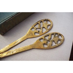 Golden Aluminum Customizable Salad Servers Set With Floral Design Metal Utensils For Serving Salads - Product Image 4