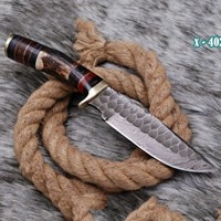 Couteau de chasse et de camping à lame fixe en acier Damas, personnalisable OEM, manche en corne de cerf, tranchant comme un rasoir, outil de survie, personnalisable