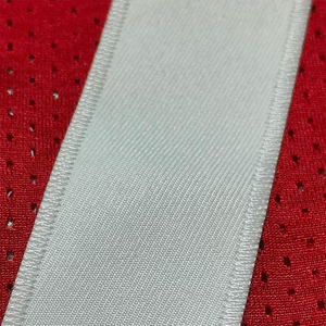 Camiseta de malla holgada de marca privada para hombre, transpirable, informal, con cuello en V, fabricante OEM de ropa - Product Image 3