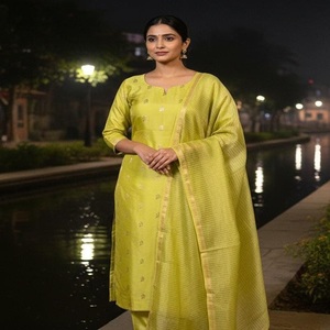 Nuevas llegadas: Conjunto de traje de seda mercerizada Banarasi con elegante dupatta de tela a rayas, pantalón de seda de algodón suave, ropa étnica para fiestas, de secado rápido. - Product Image 1