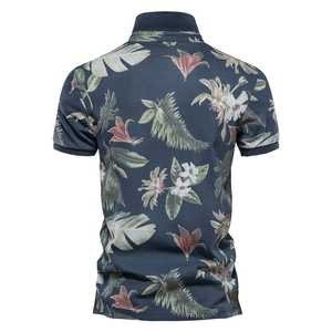 Polo de Manga Corta con Estampado Floral Azul Oscuro, Corte Ajustado, Informal, Tejido Transpirable de Poliéster - Product Image 2