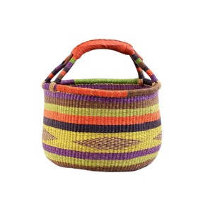 Panier de rangement en jonc de mer de qualité commerciale, tressé à la main, en herbe naturelle, à rayures violettes et orange, pour la maison - Product Image 1