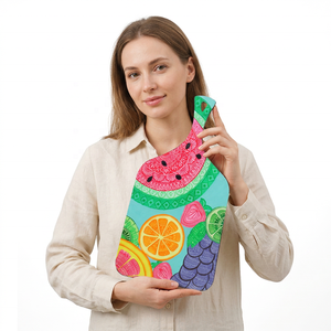 Planche à découper rectangulaire en bois de haute qualité, faite à la main, durable, réutilisable, avec poignée, passe au lave-vaisselle, pour couper le fromage et les fruits - Product Image 1