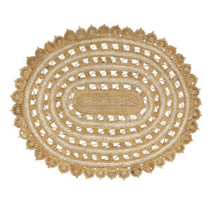 Revêtement de sol ovale artisanal luxueux en jute avec des tresses blanches contrastées et une bordure texturée unique, idéal pour l'ajout - Product Image 1